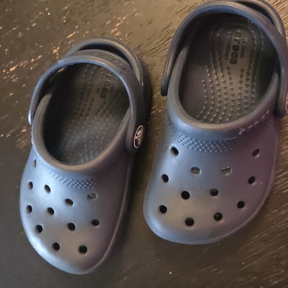 CROCS Sandals Kids Size C6- Dark Blue - Picture 4 of 5